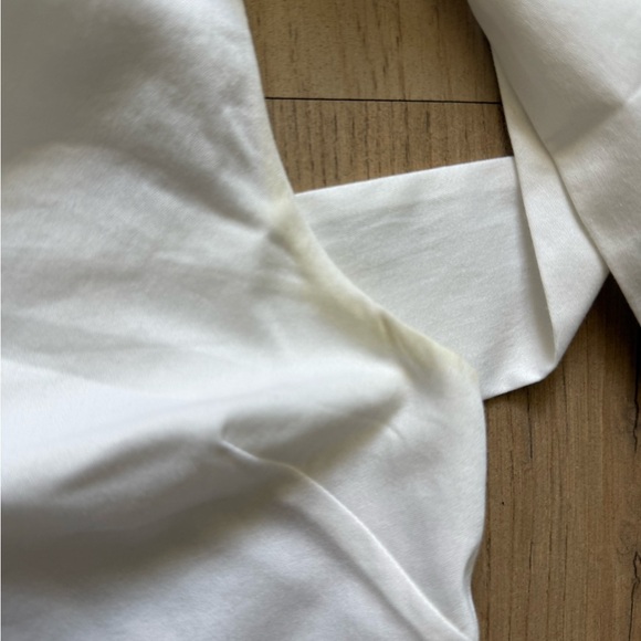 Ted Baker Daynaa Bow Shoulder Embroidered Top - Picture 2 of 6